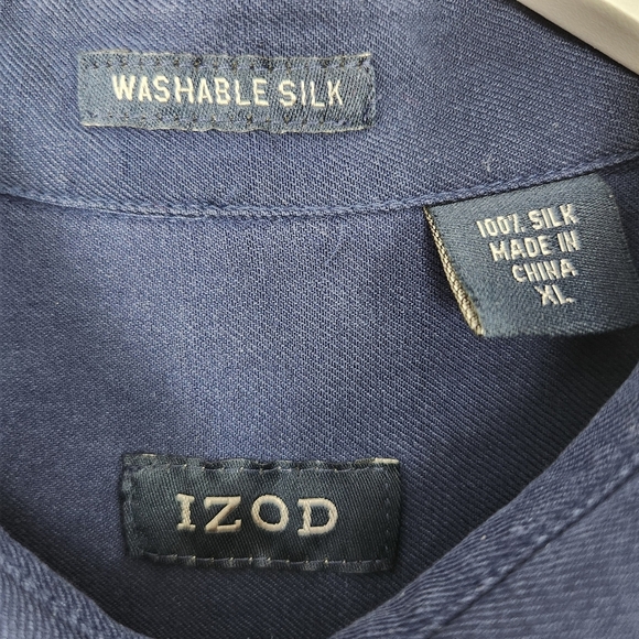 IZOD Men's Washable Silk Navy Blue Short Sleeve Pocket Shirt Size XL - Picture 6 of 9